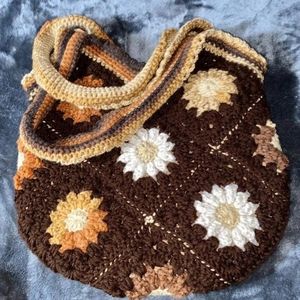 Neutral Daisy Granny Square Bag